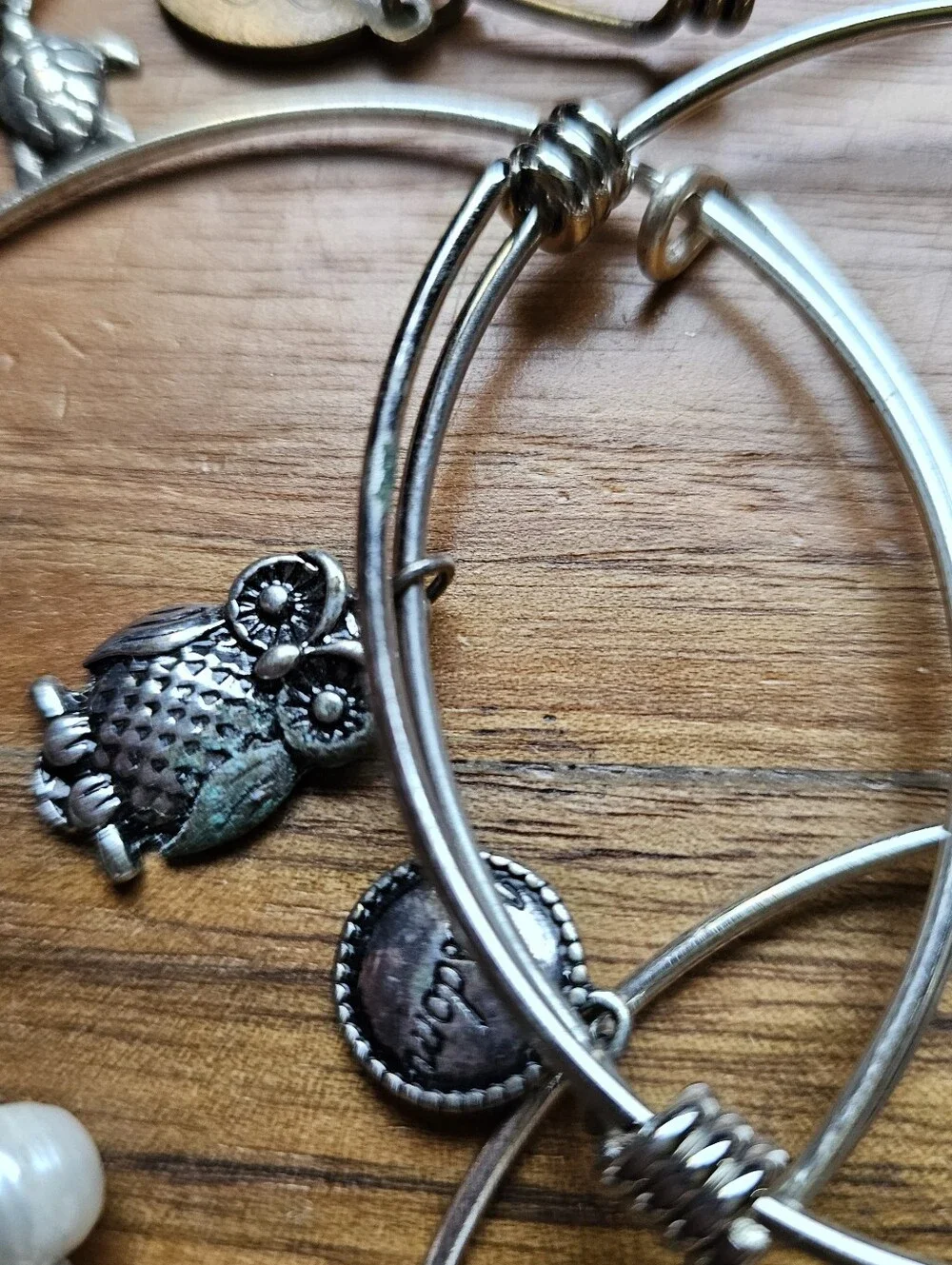Craft Jewelry Lot 29 Wire Expandable Charm Bangle Bracelets Inc 10 Alex And Ani